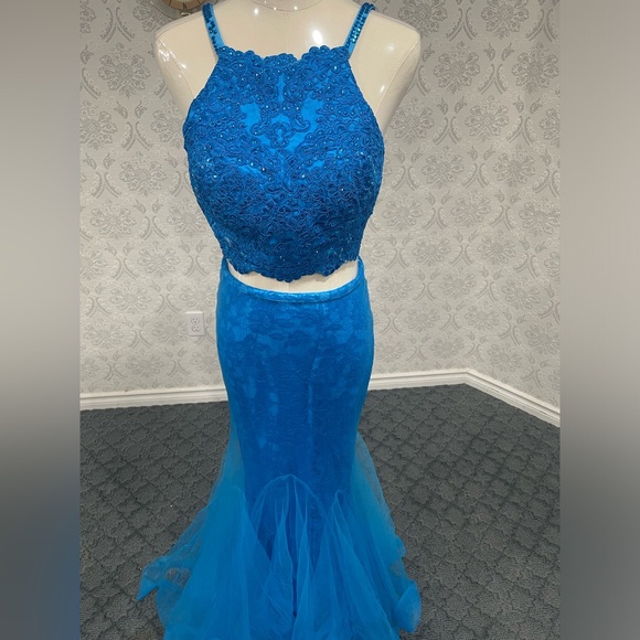 Blush 11224 Embroidered Lace 2pc Prom Dress - Picture 6 of 12